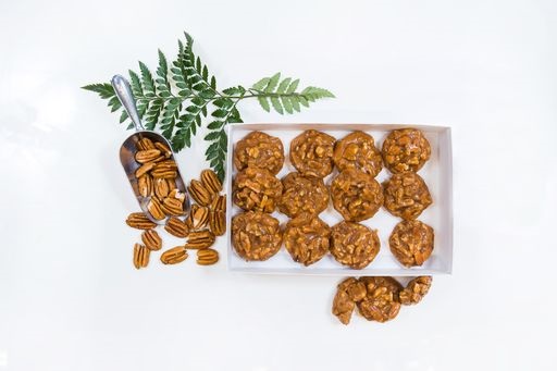 CHEWY PRALINES, SET OF 12